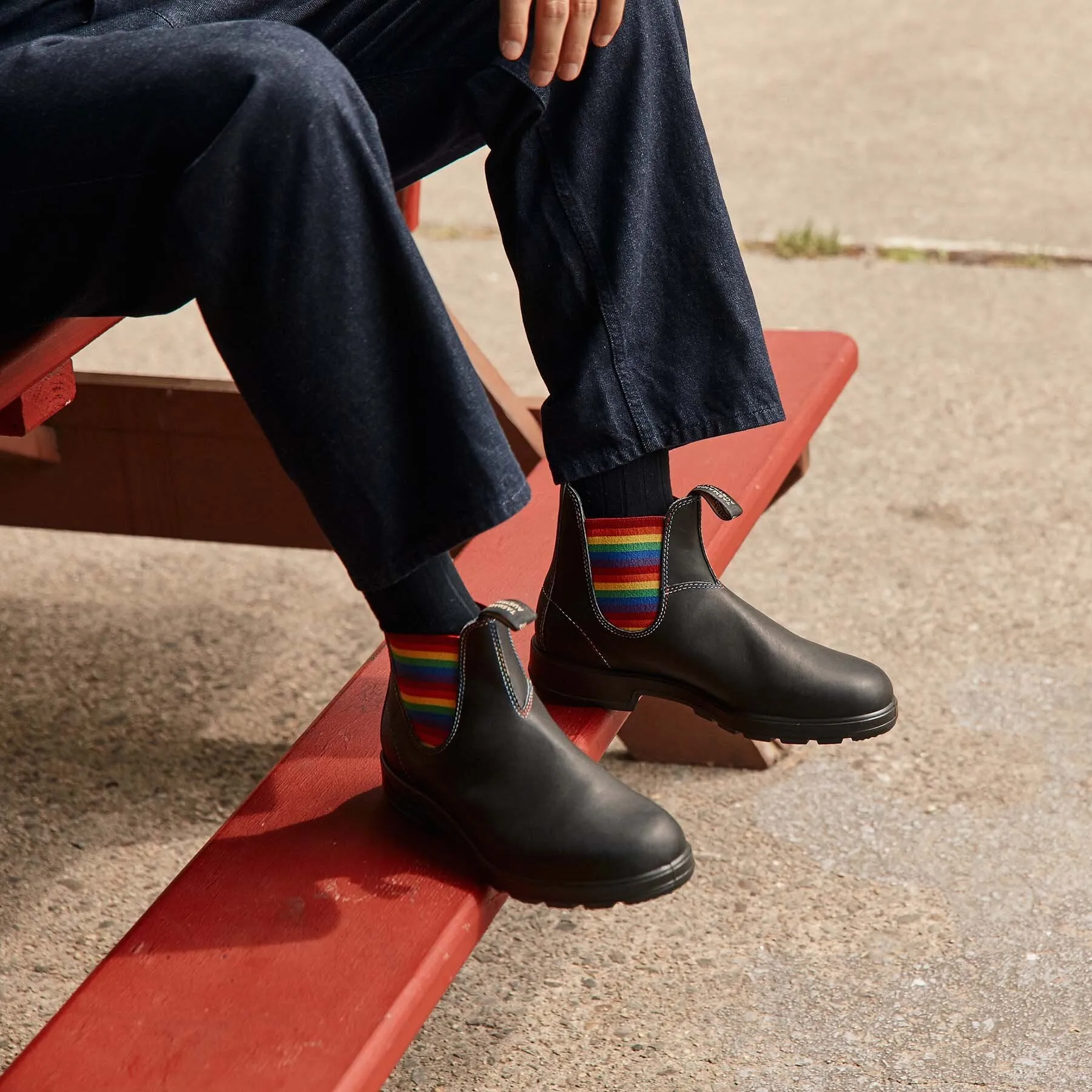 2105 ORIGINALS BLACK & RAINBOW