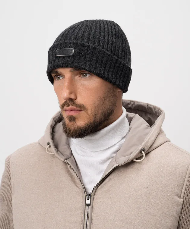 Agnona Gray ribbed cashmere cap with logo patch