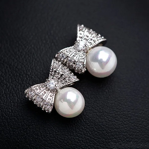 Beautiful Luxury Zircon Pearl Bow Stud Earrings 