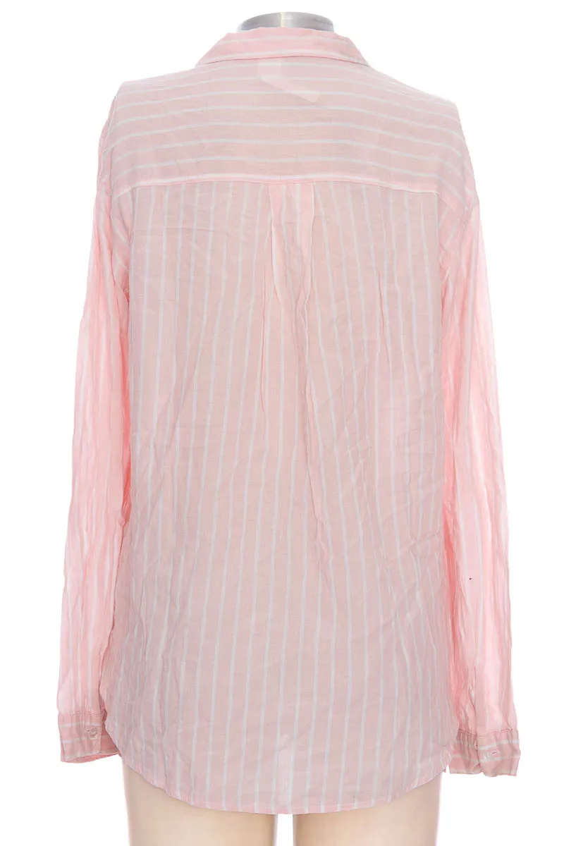 BLUSA COLOR ROSADO  CLOSEANDO