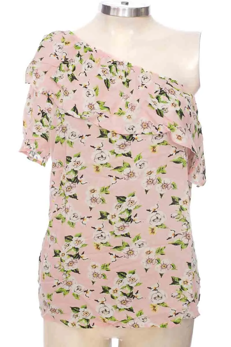 BLUSA COLOR ROSADO  LAFEL