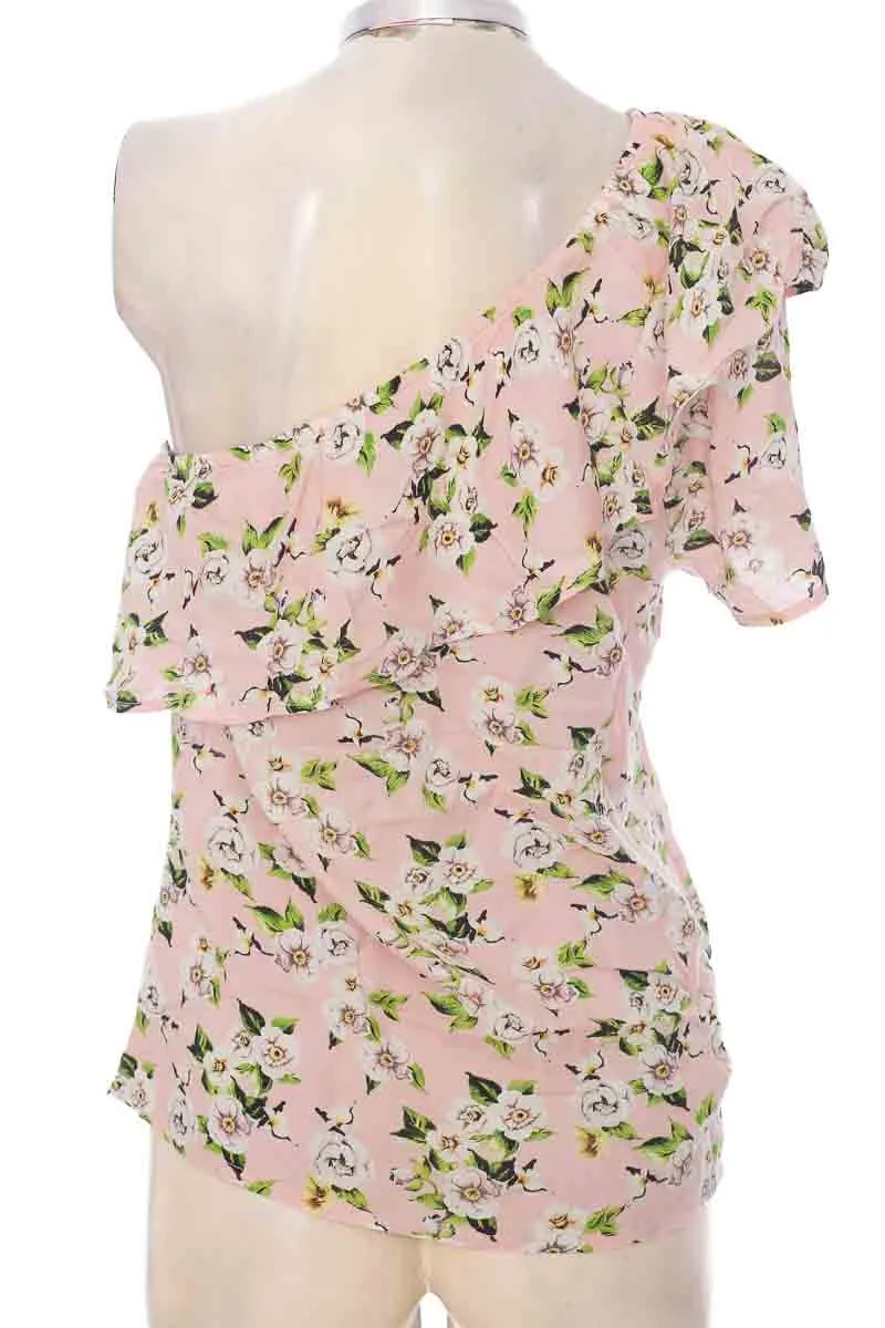 BLUSA COLOR ROSADO  LAFEL