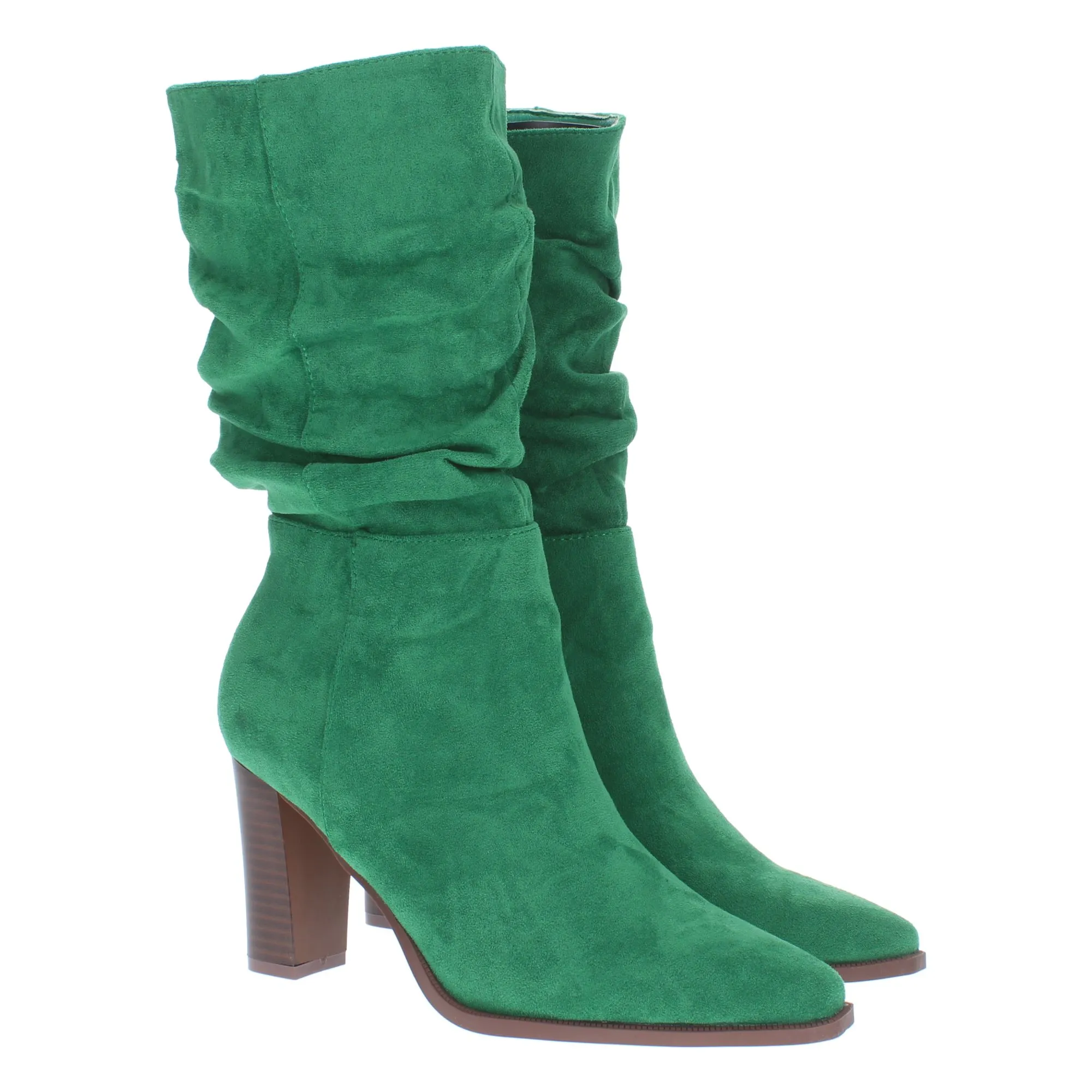 Botas de tacón cómodo de caña arrugada en color verde mujer