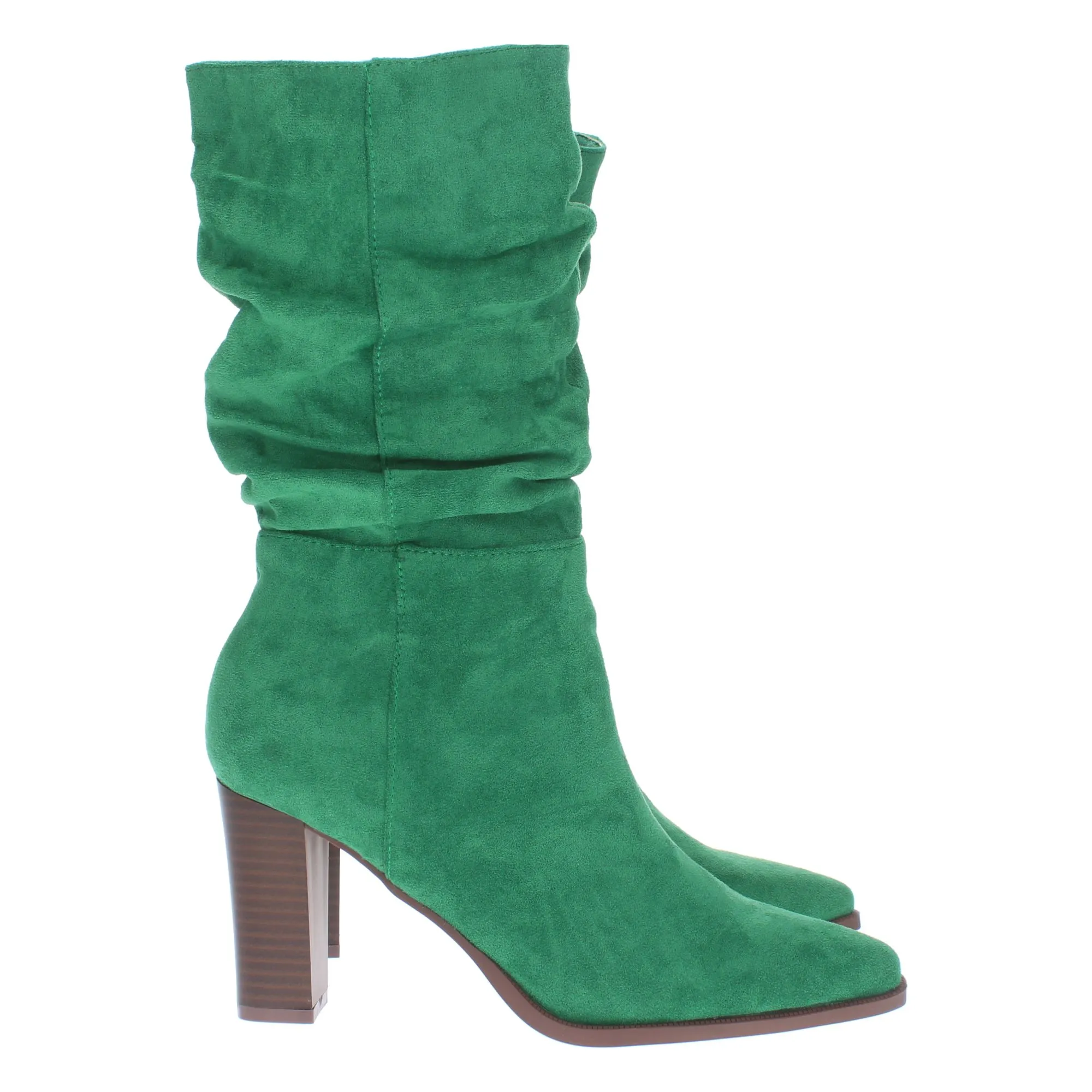 Botas de tacón cómodo de caña arrugada en color verde mujer