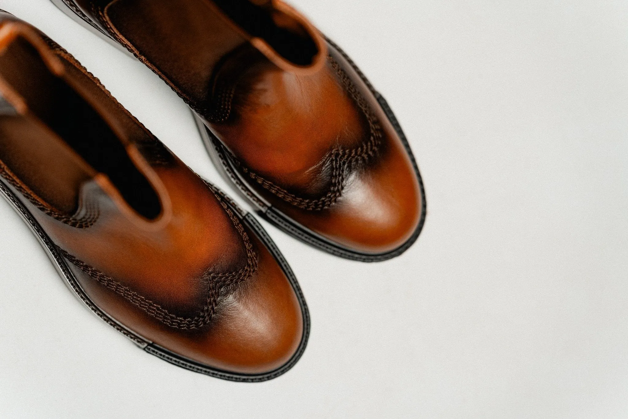 BOTIN PLANO GIANNA VAQUETA CUERO