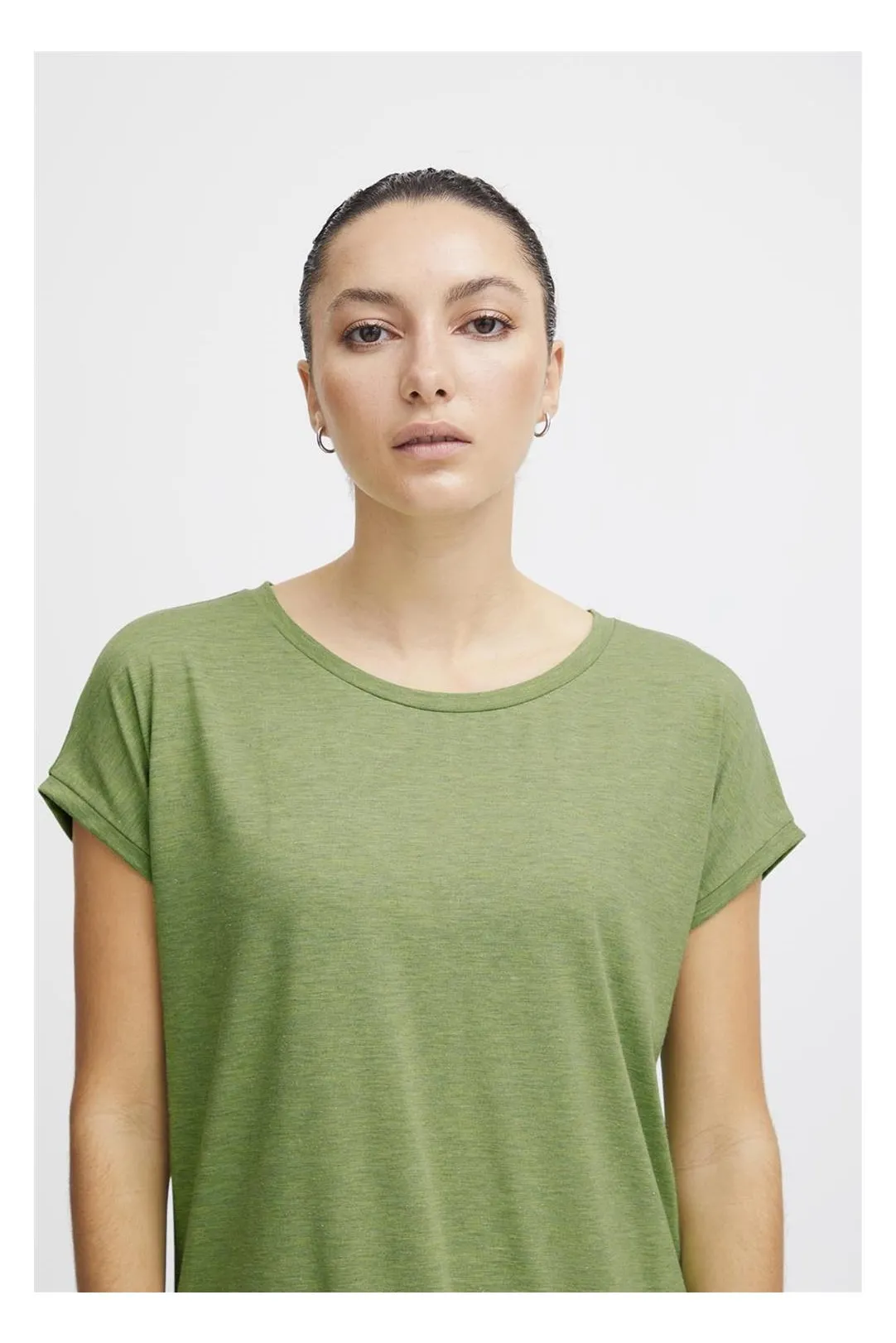 CAMISETA BRILLOS IHREBEL VERDE CLARO