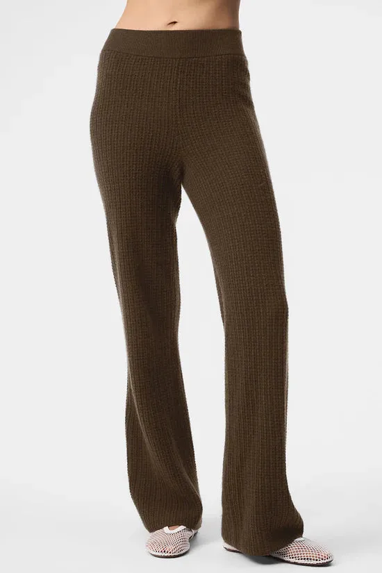 CASHMERE HIGHWAIST PLUSH WAFFLE PANT  ESPRESSO