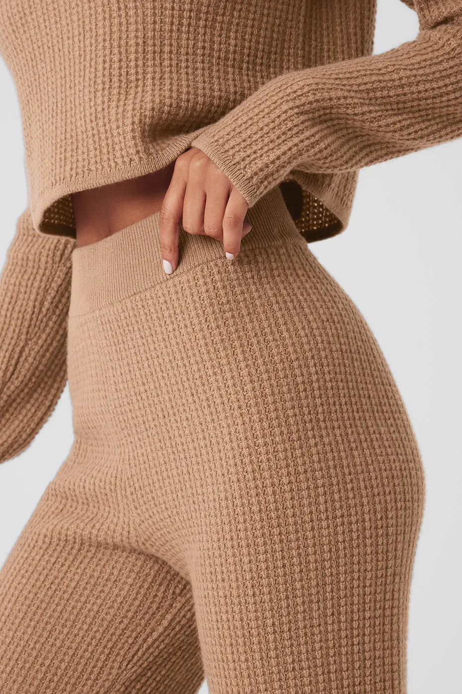 CASHMERE HIGHWAIST PLUSH WAFFLE PANT  TOASTED ALMOND