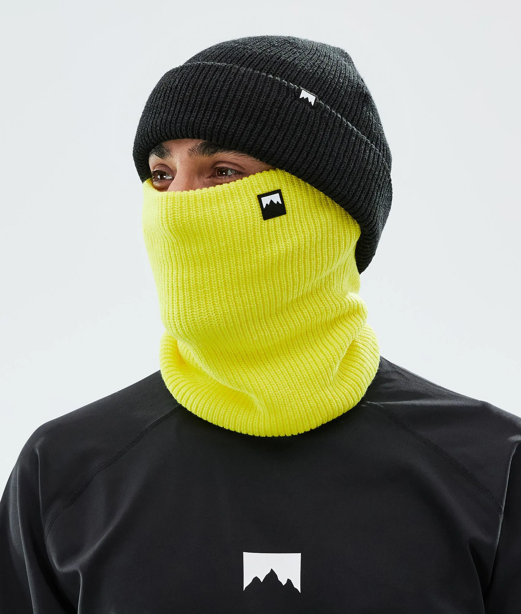 Classic Knitted 2022