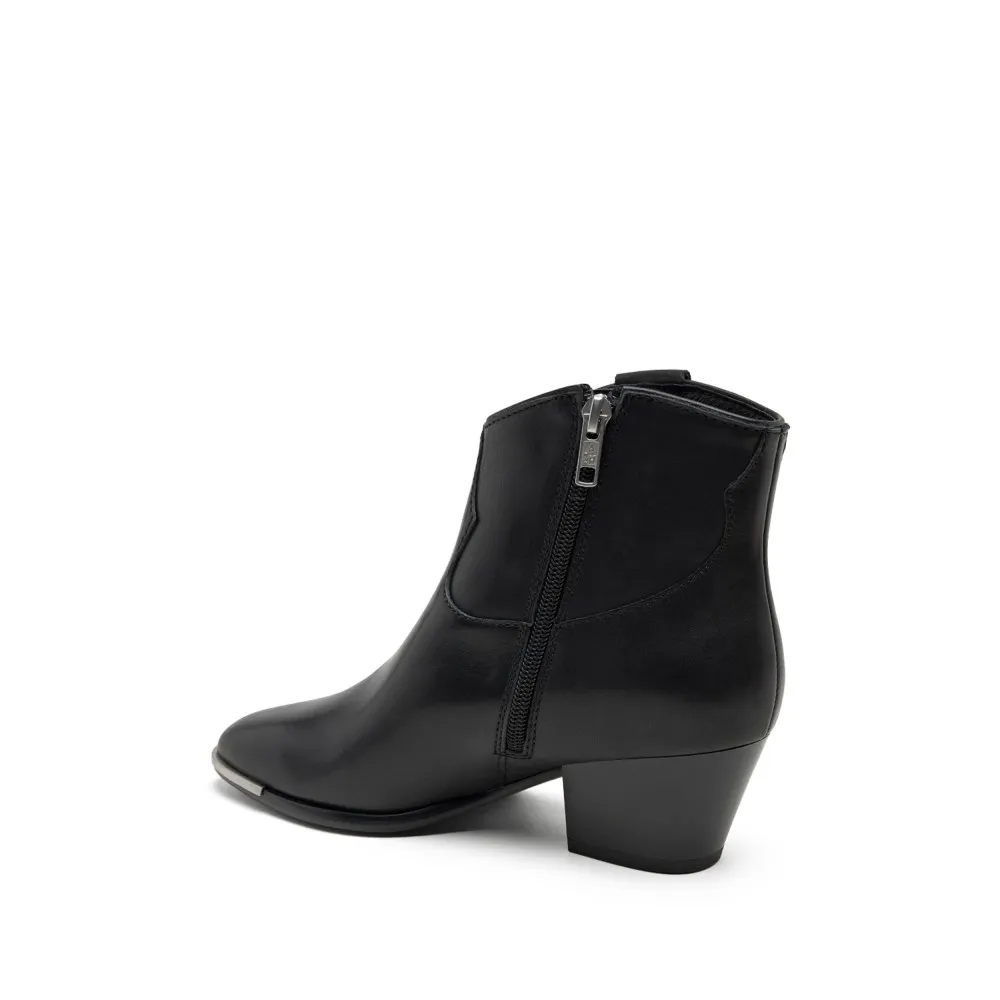 FAME BIS Soft Mustang Black