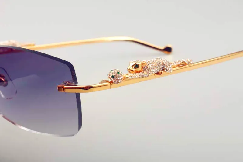 GAFAS DE SOL CUADRADAS ULTRALIGERAS CON PATILLAS DORADAS Y DIAMANTES DE LEOPARDO 63840831, MODELOS DE MODA, GAFAS DE SOL PARA H