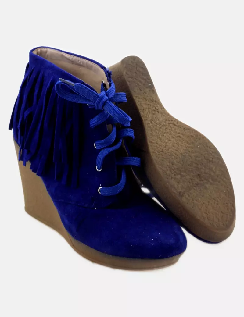Jennika Botines