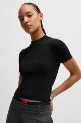 Jersey de cuello medio con punto de canalé irregular