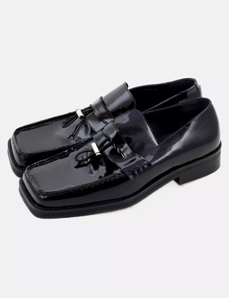 Luis Carvalho x esc Mocasines