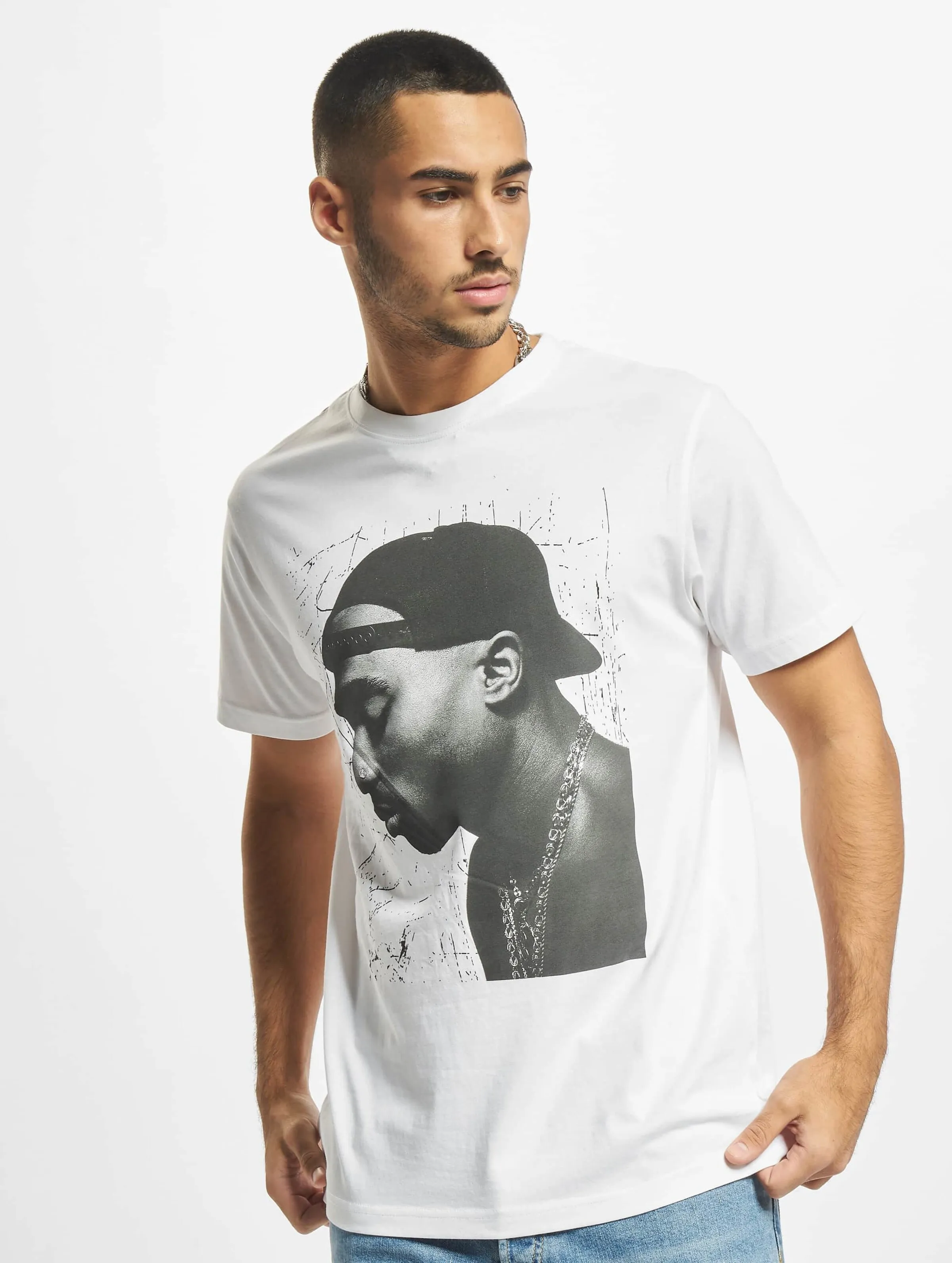 Mister Tee Tupac Cracked Background