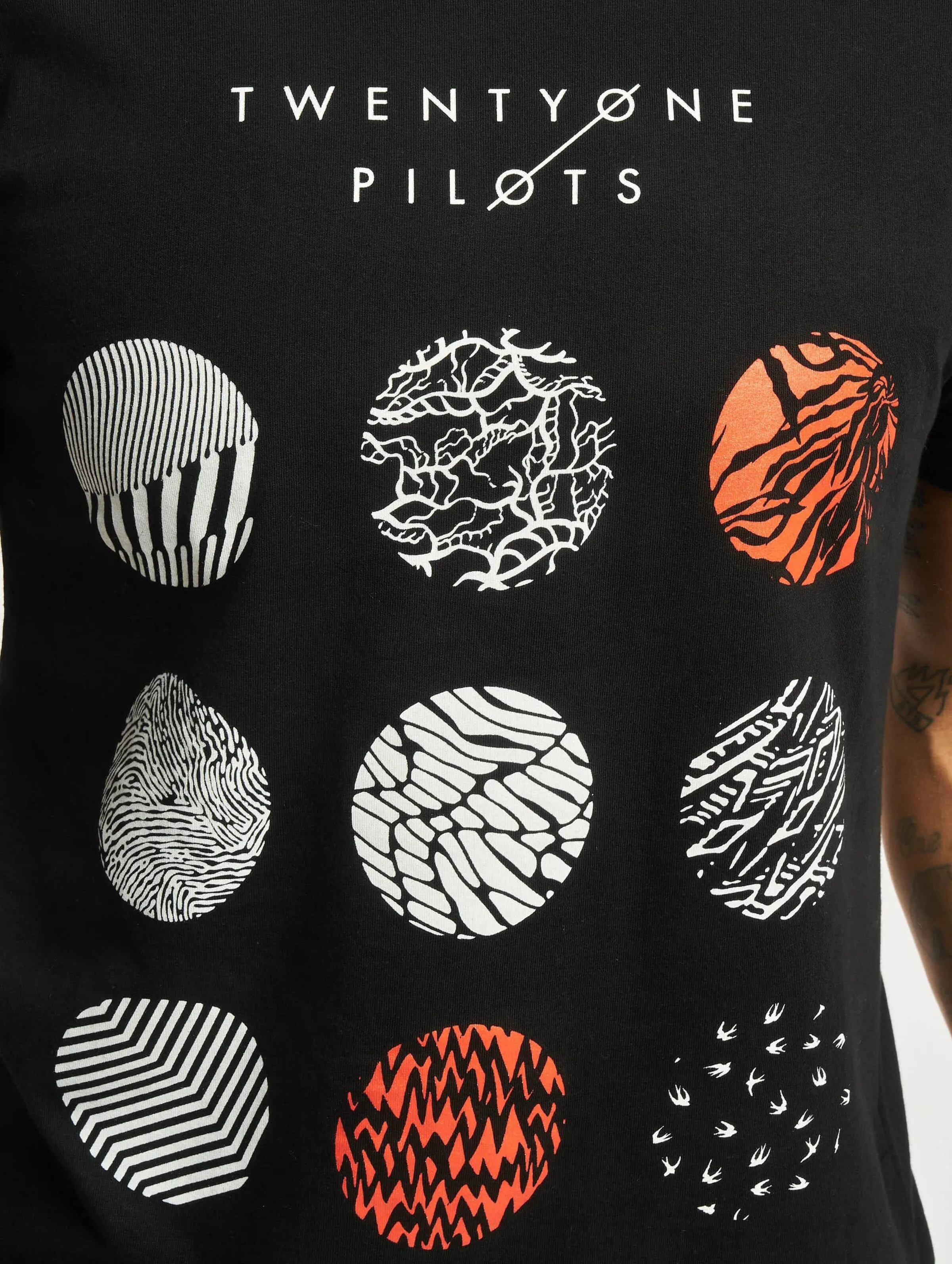 Mister Tee Twenty One Pilots Pattern Circles