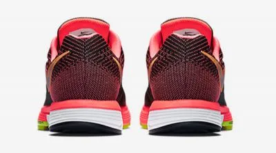 Nike Air Zoom Vomero 10