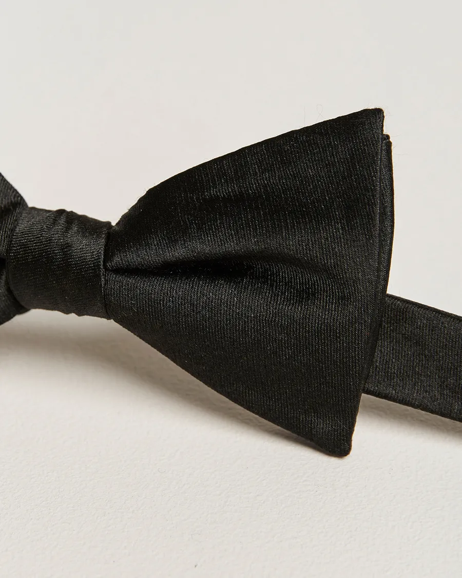 Oscar Jacobson Bow Tie  Black