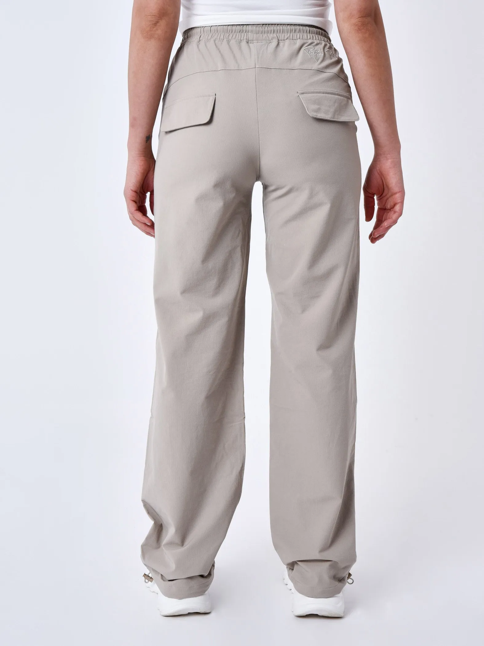 Pantalones paracaídas