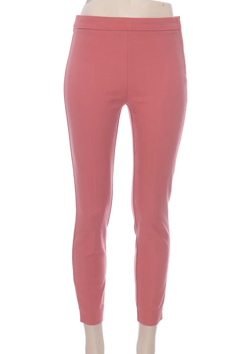 PANTALóN COLOR ROSADO  STRADIVARIUS