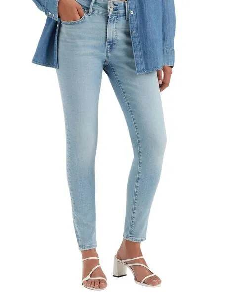 Pantalón Levi's® 711 Skinny Moments Like Thi con doble botón