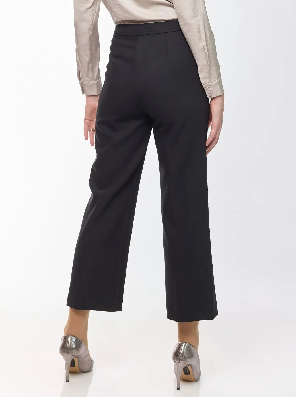 Pantalón negro liso Unma