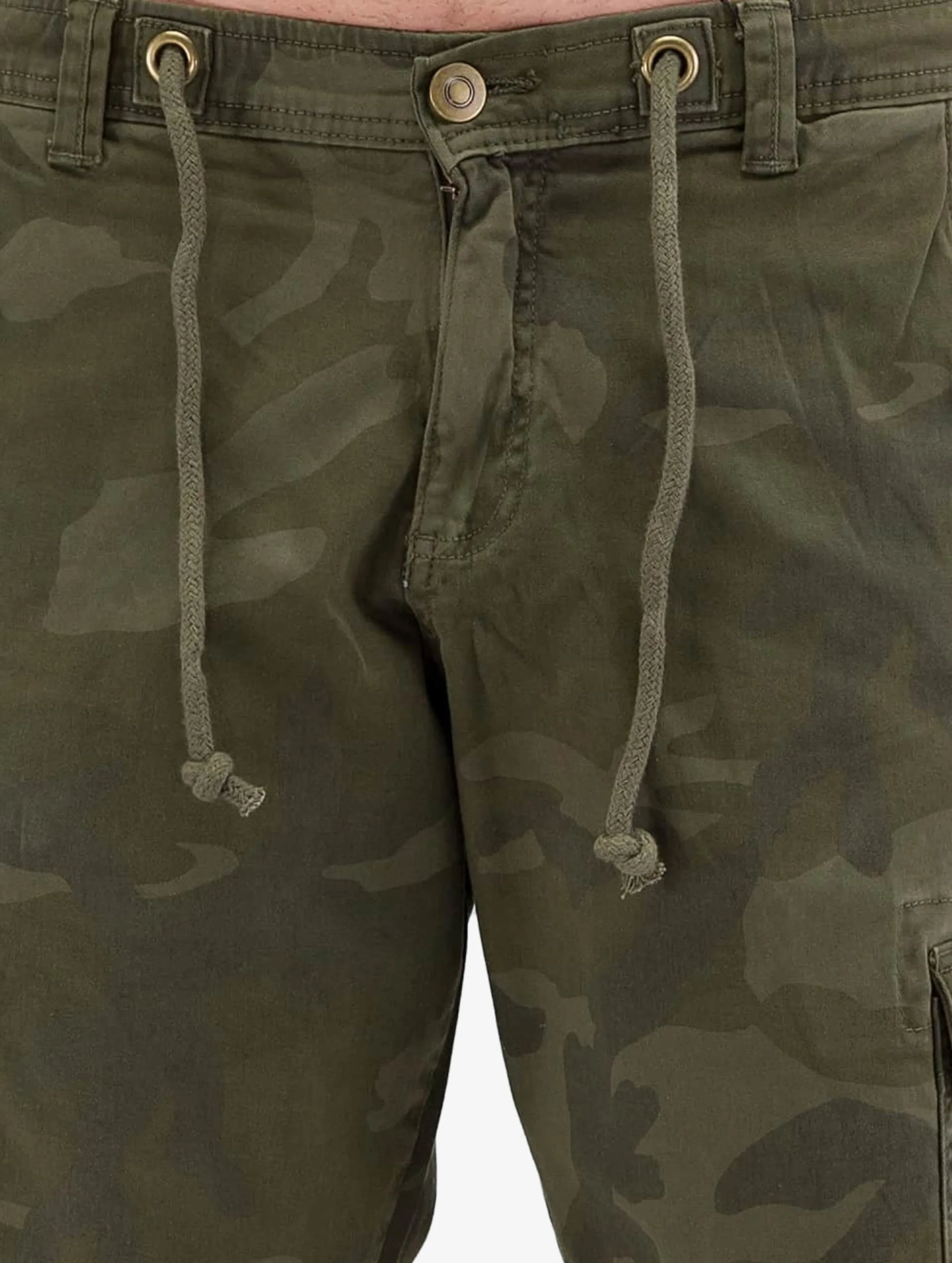 Urban Classics  Camo Cargo