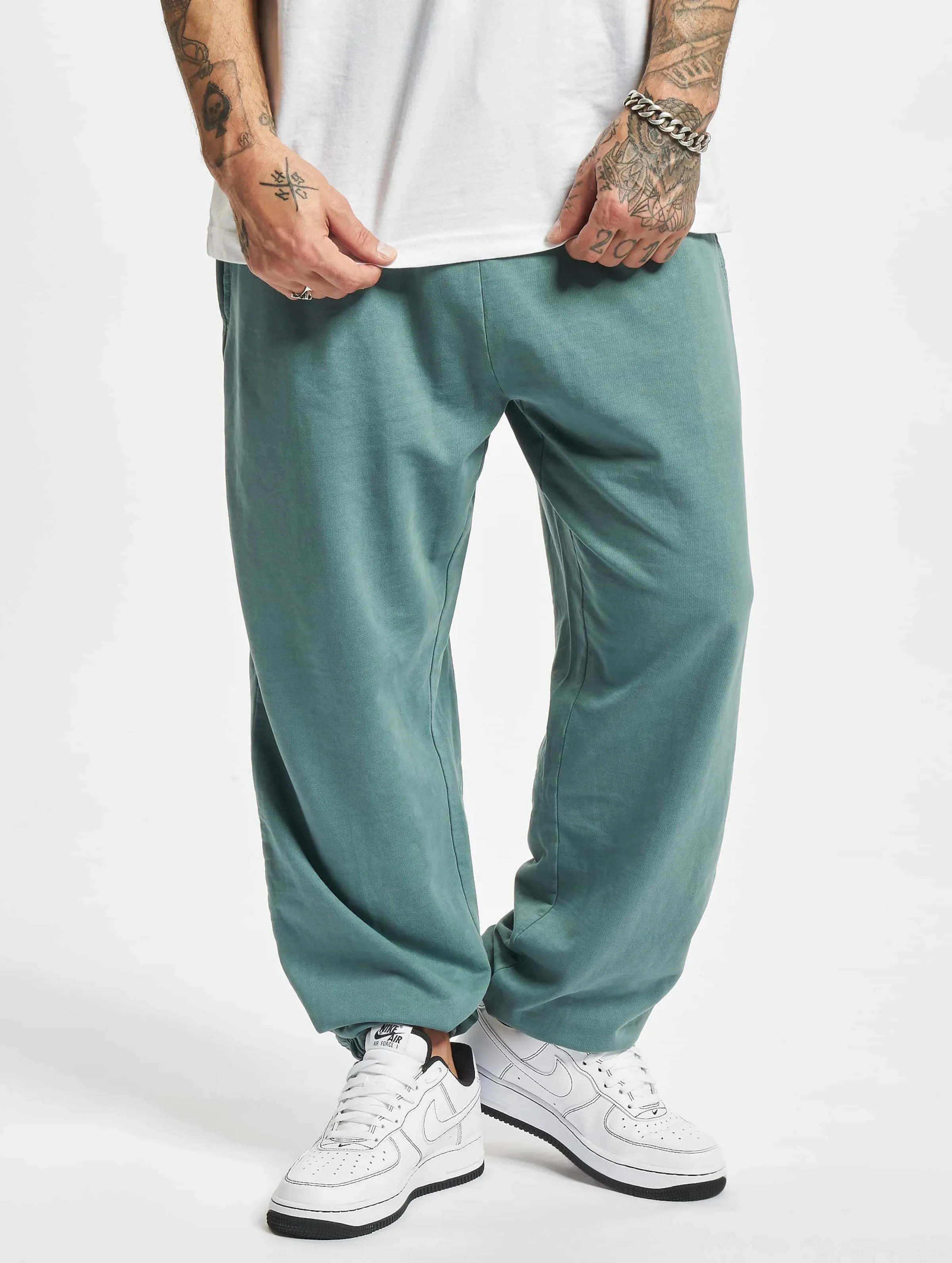 Urban Classics Overdyed