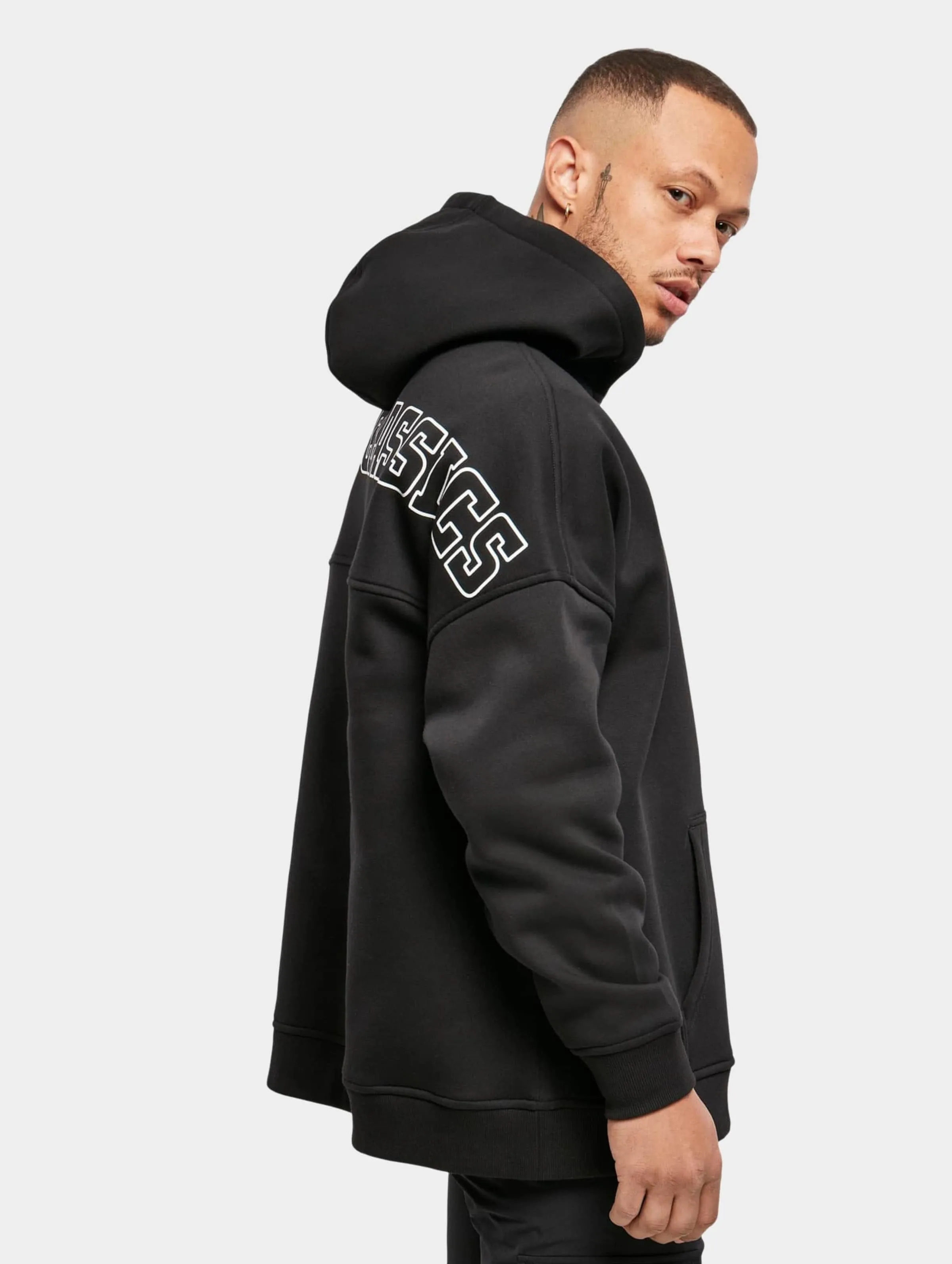 Urban Classics Oversized Logo