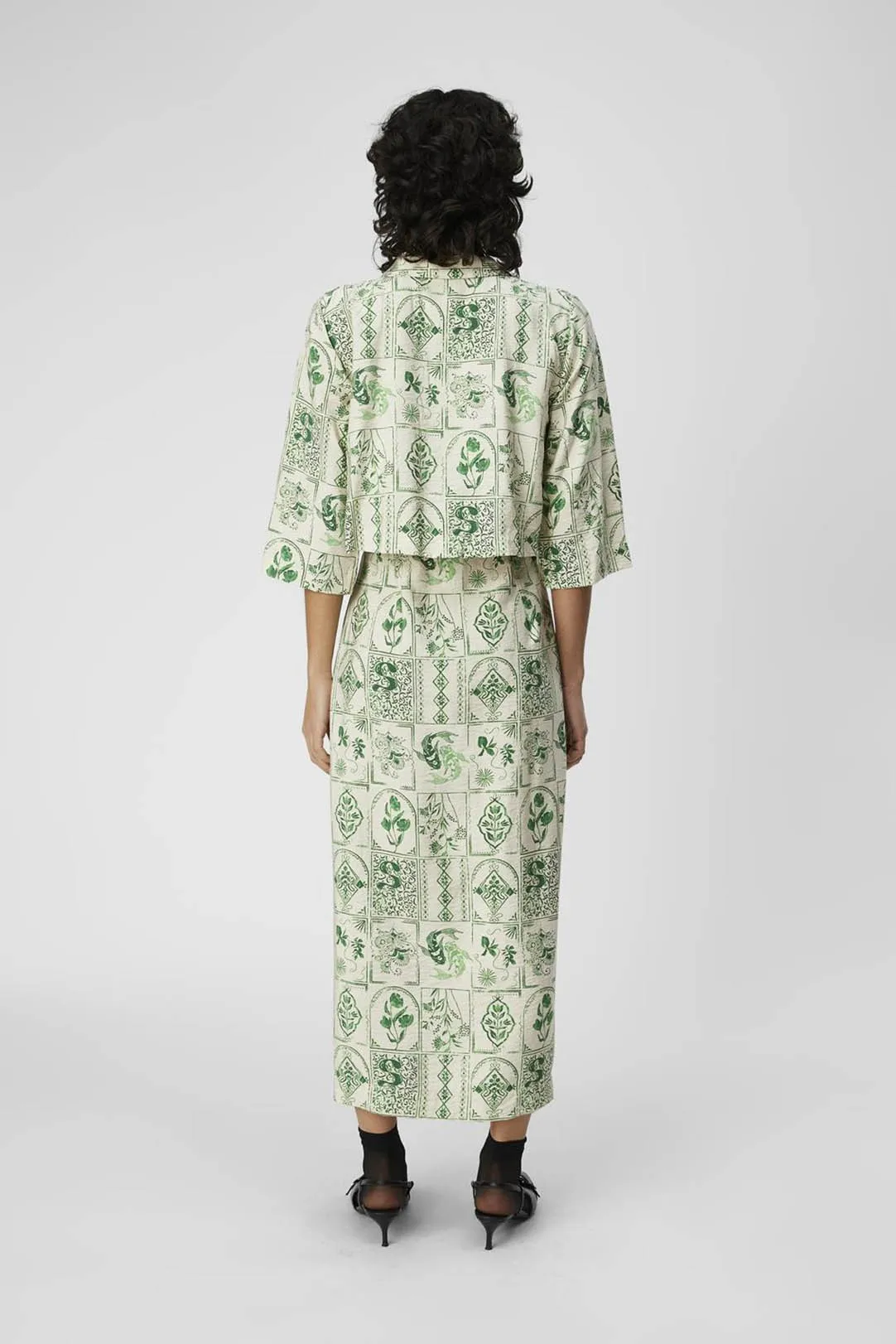 VESTIDO CAMISERO OBJELI VERDE