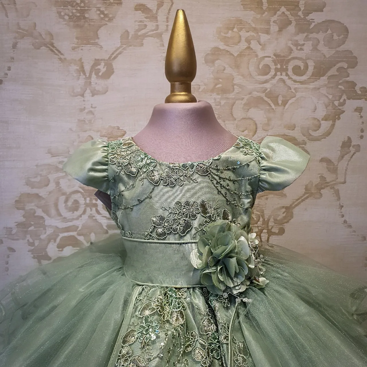 Vestido de Niña Fiesta Verde Olivo Encaje Bordado con Flor Talla 2 a 8 años