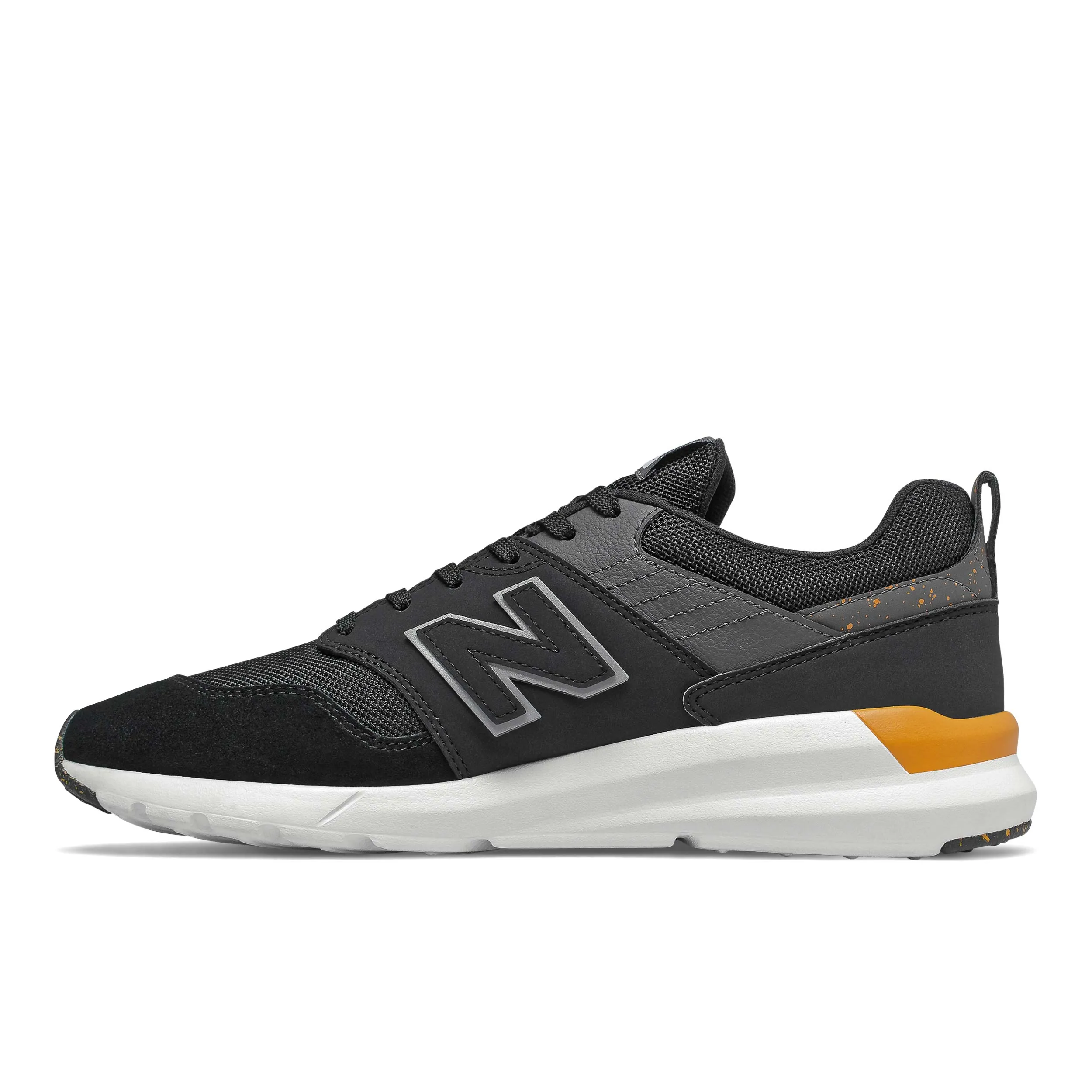 Zapatillas Urbanas Hombre New Balance 009 Negra