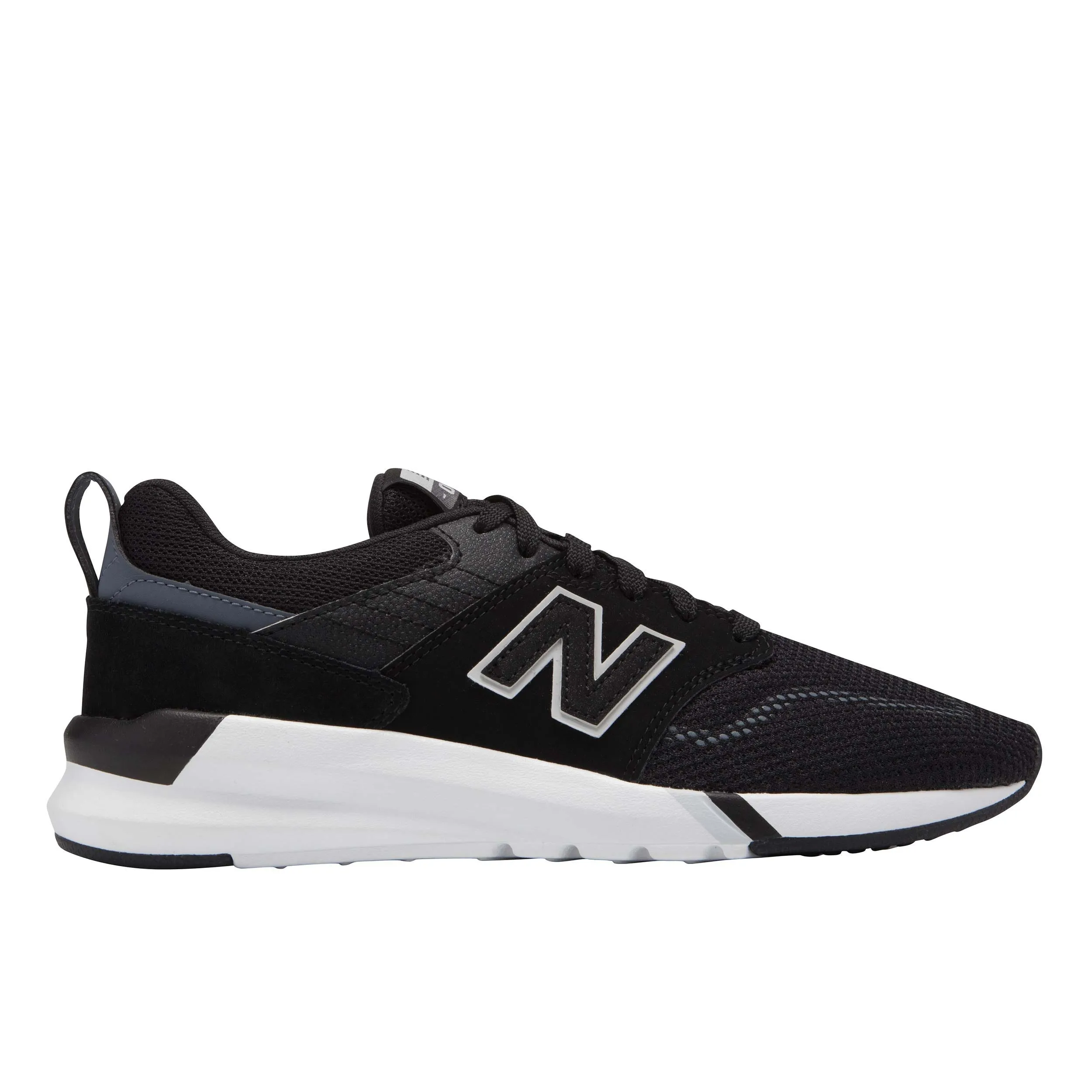 Zapatillas Urbanas Mujer New Balance 009 Negra