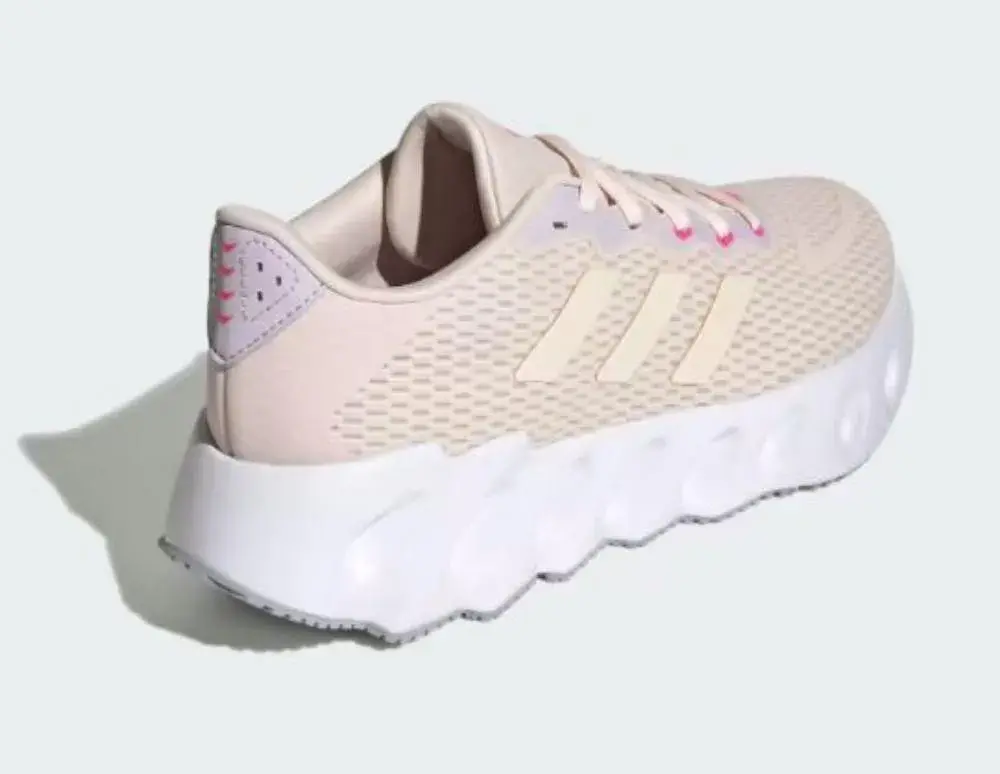 Zapatos deportivo dama modelo Adidas Switch Run